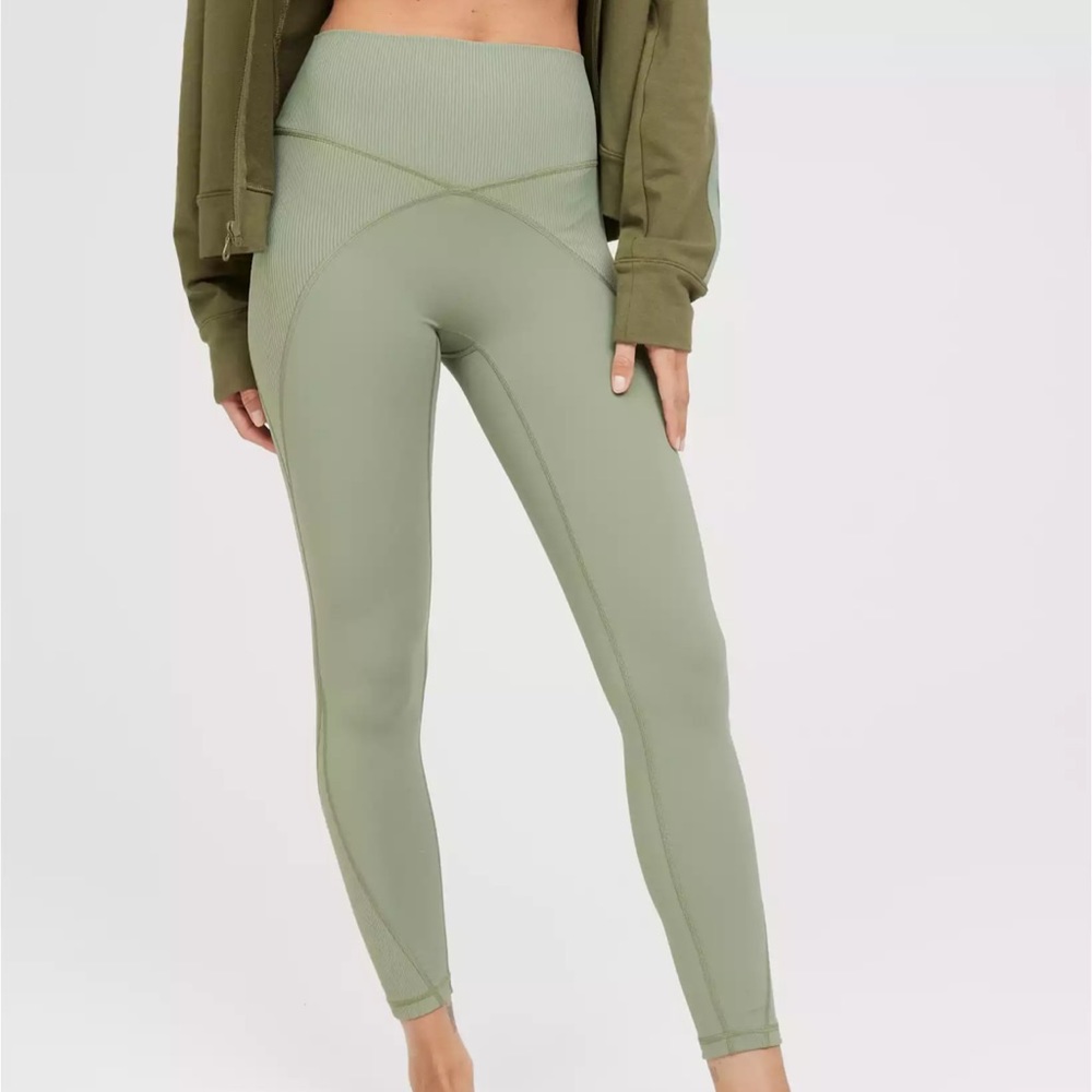 Aerie Offline Goals High Waisted Ribbed 7/8 Legging